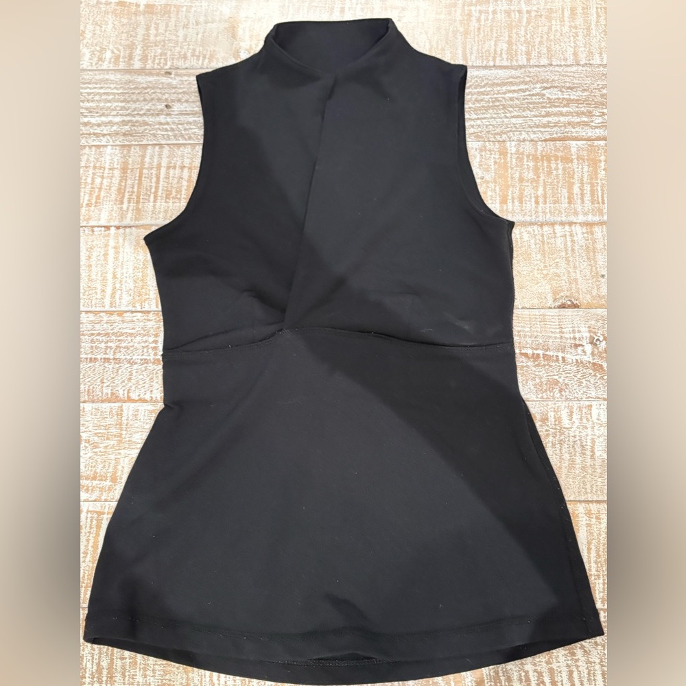 Black Sleeveless‎ Athletic Shirt
